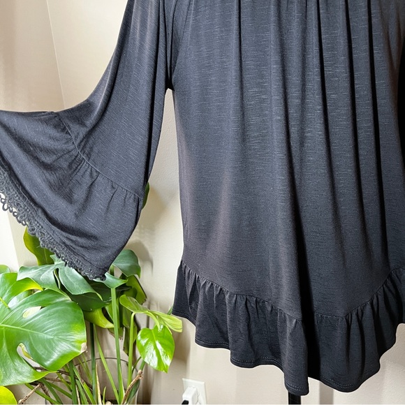 NWT Style & Co Petite Off The Shoulder Lace Trim Black Ruffled Top Size Small - Picture 10 of 15
